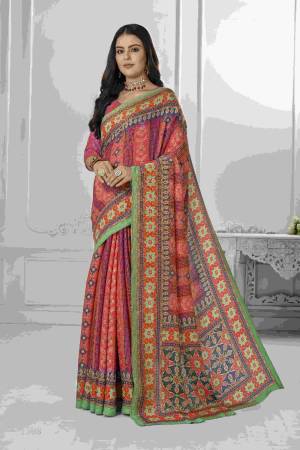 Look Pretty Wearing This Lovely Designer Saree