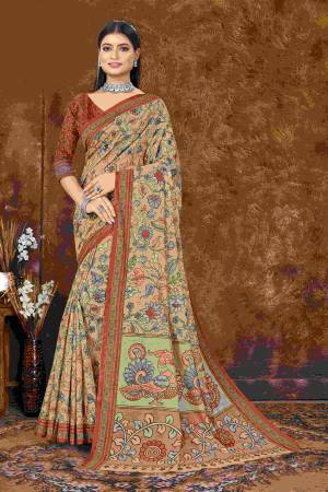 Look Pretty Wearing This Lovely Designer Saree