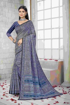 Look Pretty Wearing This Lovely Designer Saree