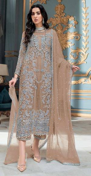 Shine Bright In This Beautiful  Designer  Semistiched  Suit Collection