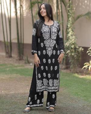 Shine Bright In This Beautiful Designer Readymade  kurti 