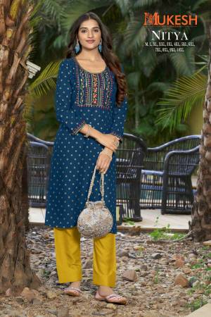 Shine Bright In This Beautiful Designer Readymade  kurti 