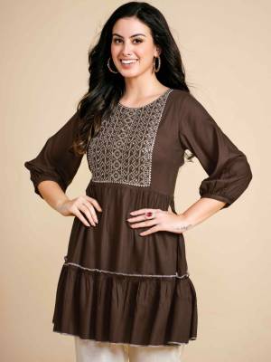 Shine Bright In This Beautiful Designer Readymade  kurti 