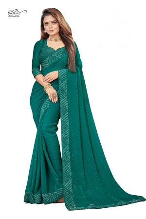 Look Pretty Wearing This Lovely Designer  Saree