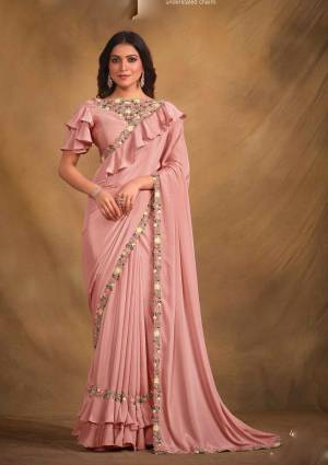 Look Pretty Wearing This Lovely Designer  Saree