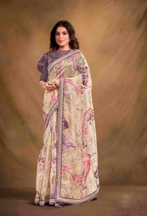 Look Pretty Wearing This Lovely Designer  Saree