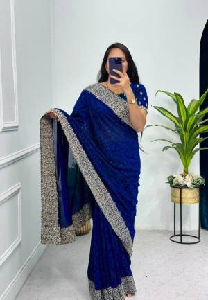 Look Pretty Wearing This Lovely Designer  Saree