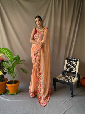 Look Pretty Wearing This Lovely Designer  Saree