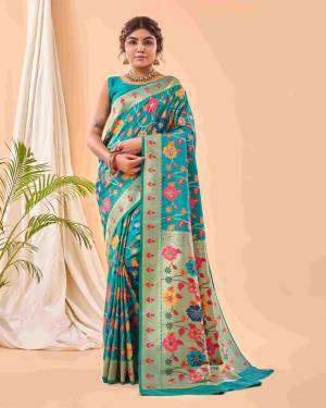 Look Pretty Wearing This Lovely Designer  Saree