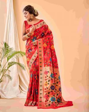 Look Pretty Wearing This Lovely Designer  Saree