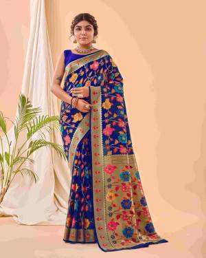 Look Pretty Wearing This Lovely Designer  Saree