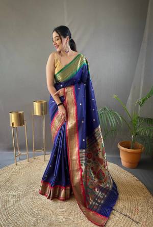 Look Pretty Wearing This Lovely Designer  Saree