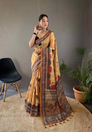 Look Pretty Wearing This Lovely Designer  Saree