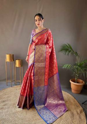 Look Pretty Wearing This Lovely Designer  Saree