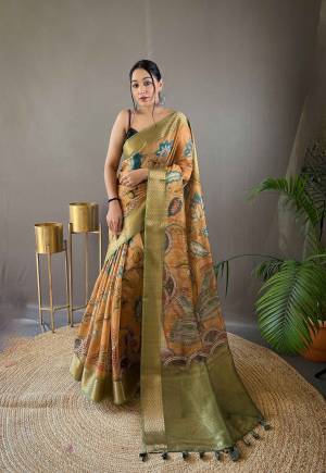 Look Pretty Wearing This Lovely Designer  Saree