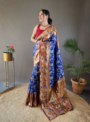 Look Pretty Wearing This Lovely Designer  Saree