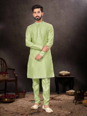 Shine Bright In This Designer Readymade Mens Wear Kurta Here