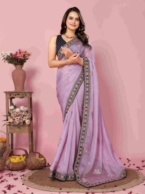 Look Pretty Wearing This Lovely Designer  Saree