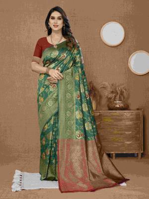 Look Pretty Wearing This Lovely Designer  Saree