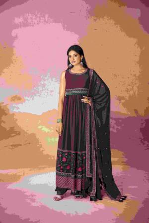 Look Pretty Wearing This Lovely Designer Readymade  Gown Here