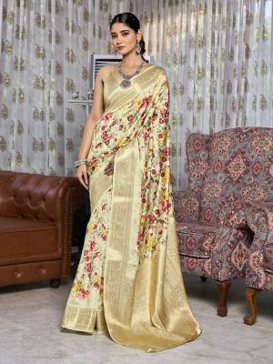 Look Pretty Wearing This Lovely Designer  Saree