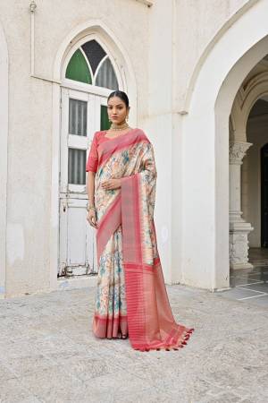 Look Pretty Wearing This Lovely Designer  Saree