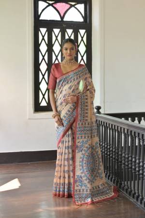 Look Pretty Wearing This Lovely Designer  Saree