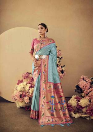 Look Pretty Wearing This Lovely Designer  Saree