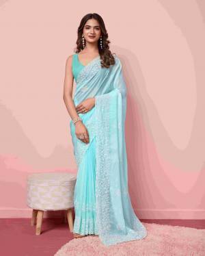 Look Pretty Wearing This Lovely Designer  Saree