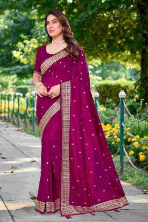 Look Pretty Wearing This Lovely Designer  Saree