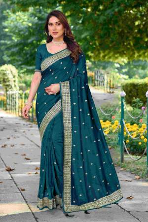 Look Pretty Wearing This Lovely Designer  Saree