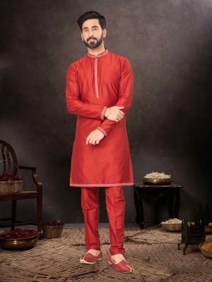 Shine Bright In This Designer Readymade Mens Wear Kurta Here