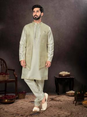 Shine Bright In This Designer Readymade Mens Wear Kurta Here