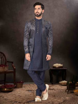 Shine Bright In This Designer Readymade Mens Wear Kurta Here