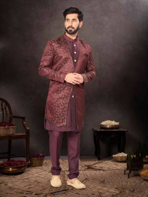 Shine Bright In This Designer Readymade Mens Wear Kurta Here