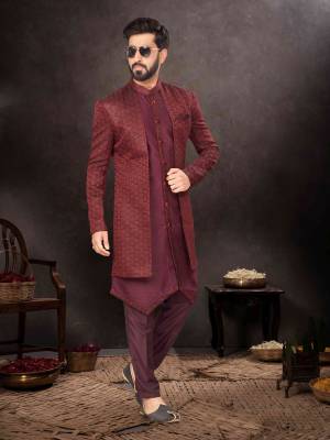 Shine Bright In This Designer Readymade Mens Wear Kurta Here