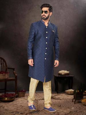 Shine Bright In This Designer Readymade Mens Wear Kurta Here