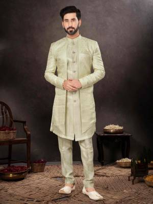 Shine Bright In This Designer Readymade Mens Wear Kurta Here