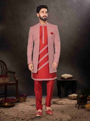 Shine Bright In This Designer Readymade Mens Wear Kurta Here