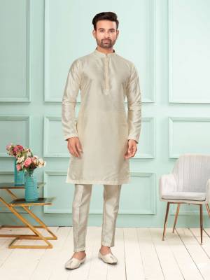 Shine Bright In This Designer Readymade Mens Wear Kurta Here