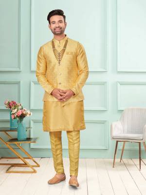 Shine Bright In This Designer Readymade Mens Wear Kurta Here