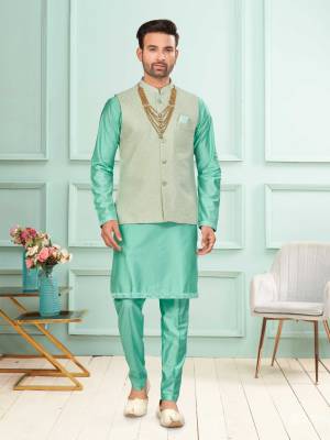 Shine Bright In This Designer Readymade Mens Wear Kurta Here