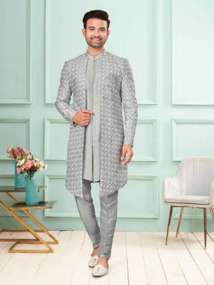 Shine Bright In This Designer Readymade Mens Wear Kurta Here