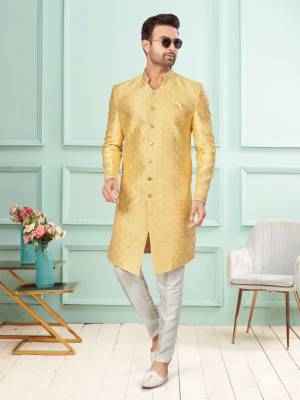 Shine Bright In This Designer Readymade Mens Wear Kurta Here