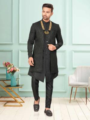 Shine Bright In This Designer Readymade Mens Wear Kurta Here