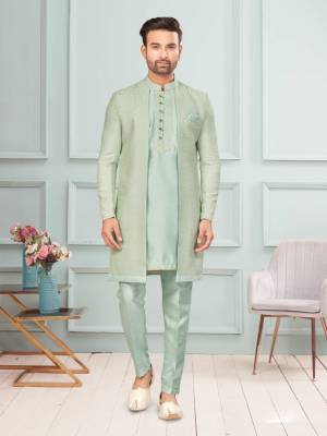 Shine Bright In This Designer Readymade Mens Wear Kurta Here