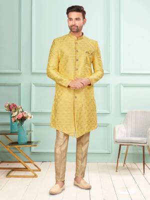 Shine Bright In This Designer Readymade Mens Wear Kurta Here