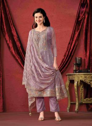 Shine Bright In This Beautiful  Designer  Semistiched  Suit Collection