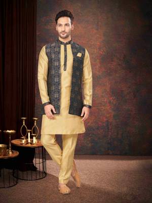 Shine Bright In This Designer Readymade Mens Wear Kurta Here