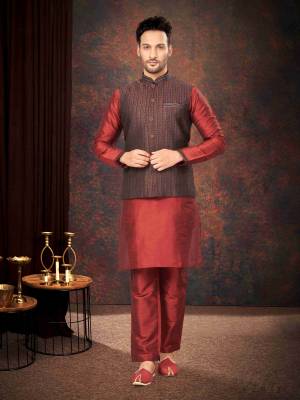 Shine Bright In This Designer Readymade Mens Wear Kurta Here